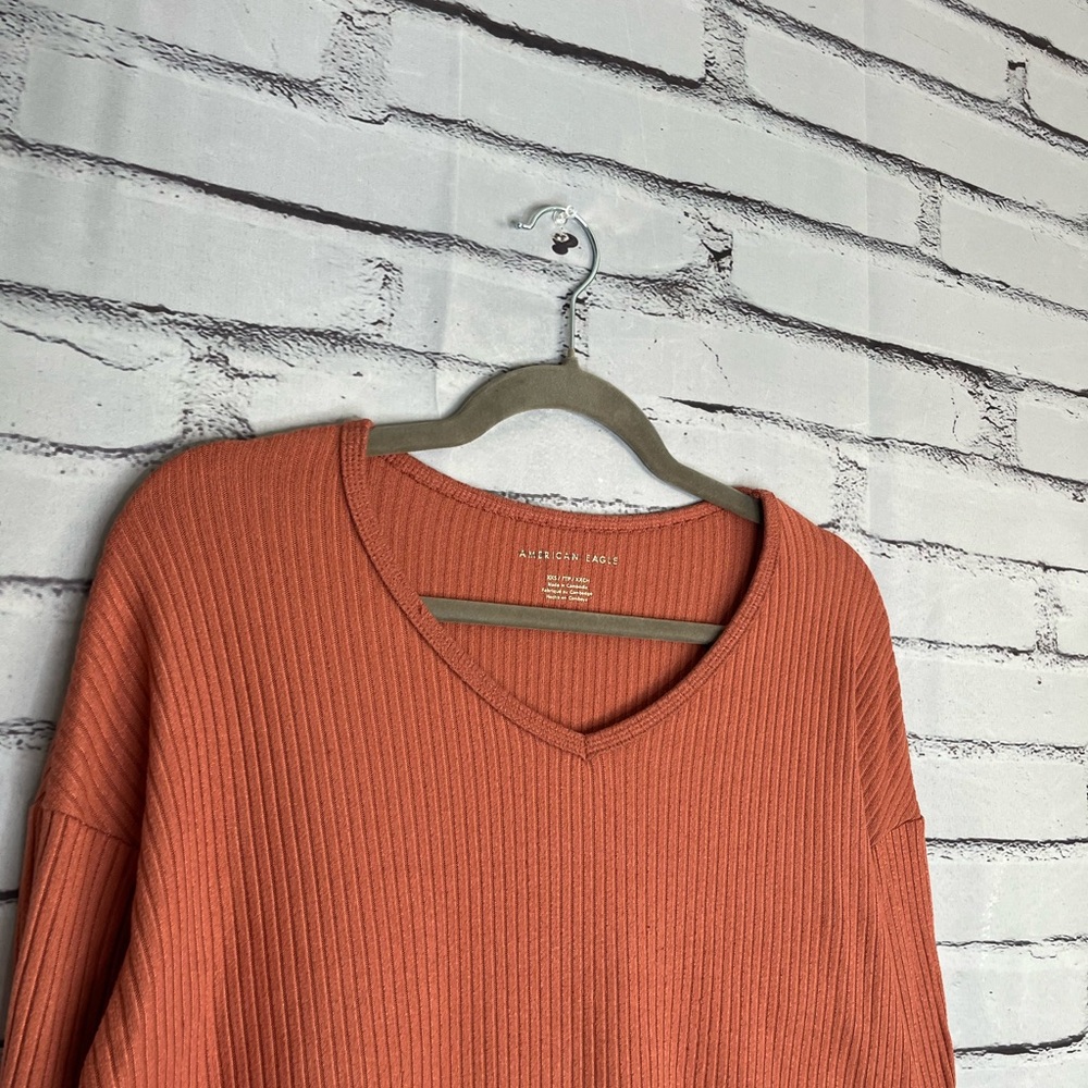American Eagle Maroon Ribbed V‑Neck Sweater XXS Women’s Cozy Soft Fall Staple - Picture 3 of 14